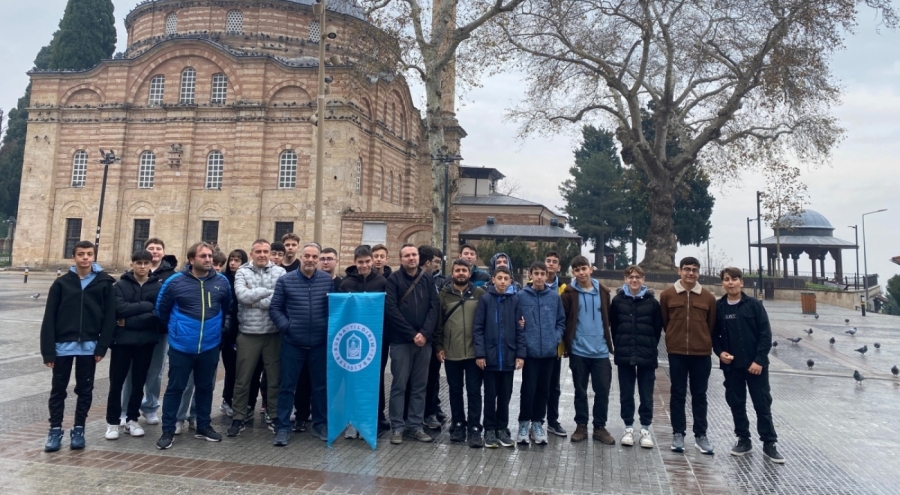 Yıldırımlı gençlerden tarihi yolculuk