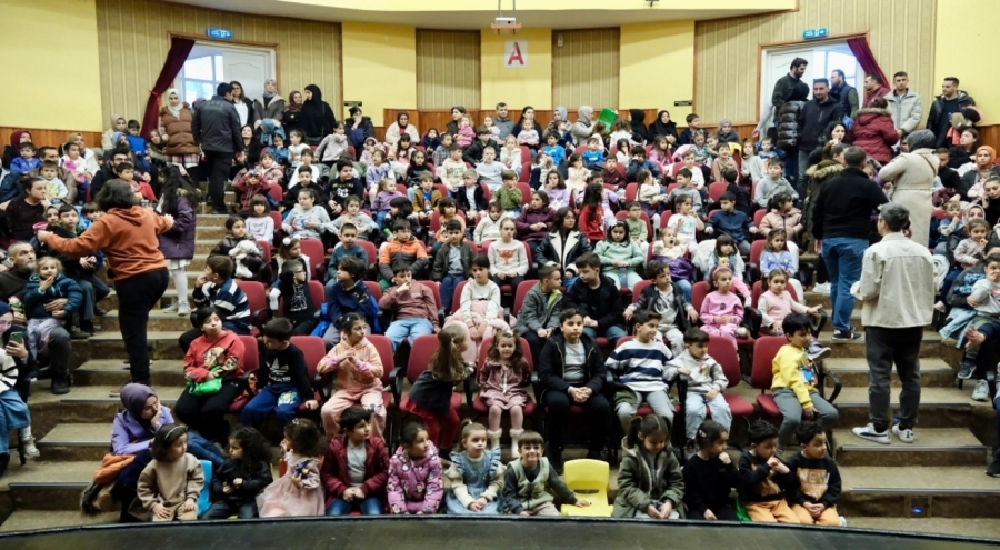 Yıldırımlı çocuklara her pazar ücretsiz tiyatro
