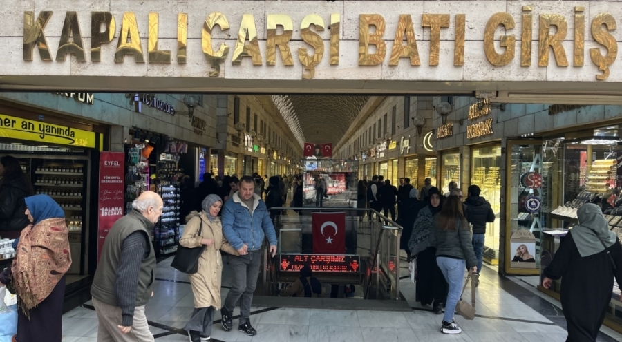 Bursa'da vakıf kiralarına %60'a varan zam tepkisi: Tarihi çarşıda boş dükkânlar görülmeye başladı