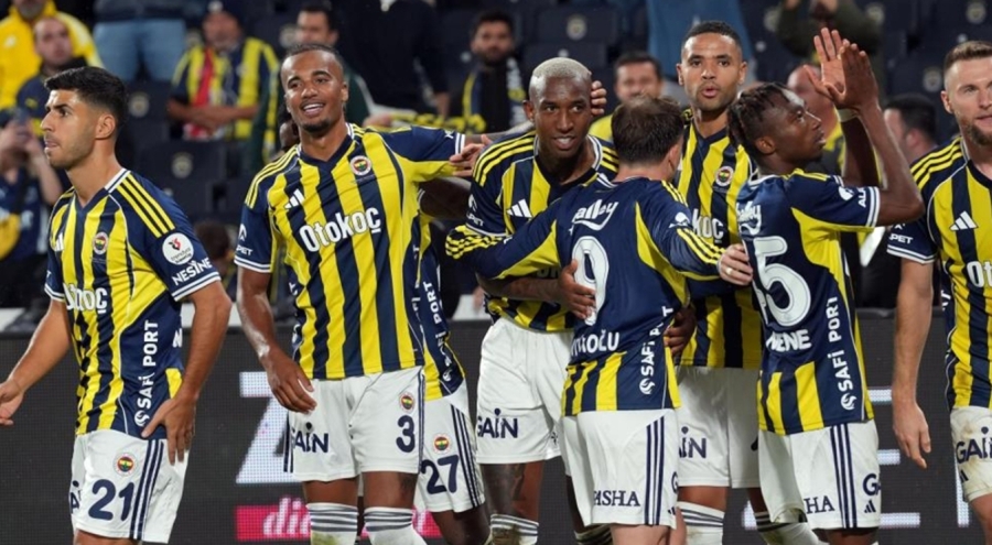 Fenerbahçe ilk yarıyı namağlup kapattı: 39 puan, liderin 3 puan gerisinde