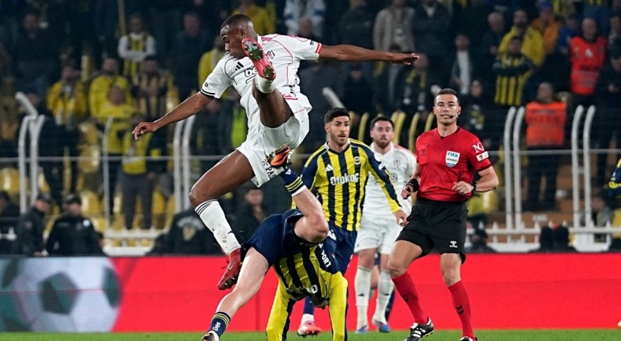 Türkiye Kupası'nda derbi Beşiktaş'ın: Fenerbahçe'yi Kadıköy'de 2-1 yendi