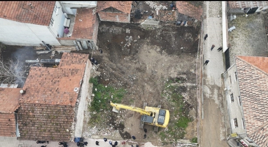 Bursa'da temelden tarih çıktı