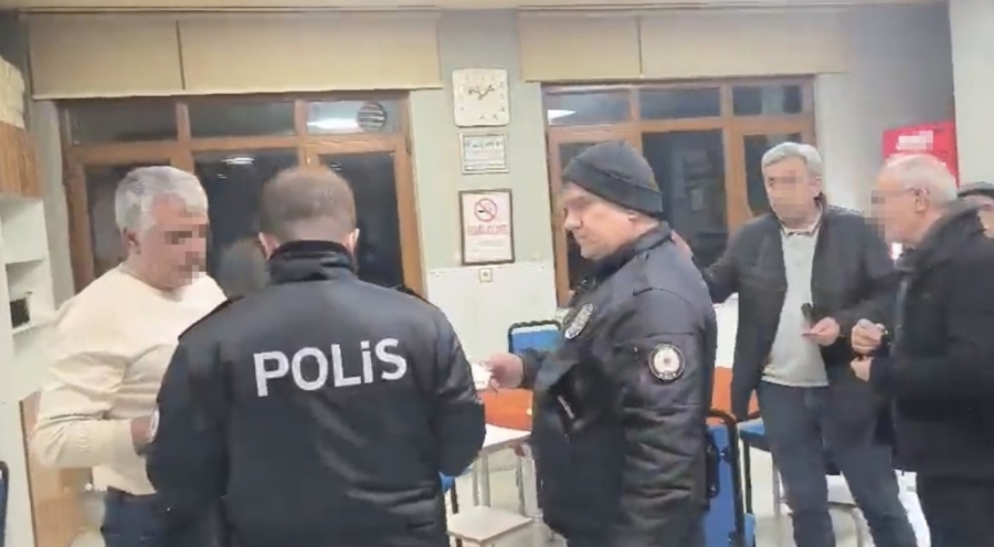 Bursa'da kumar baskını: 8 kişiye ceza