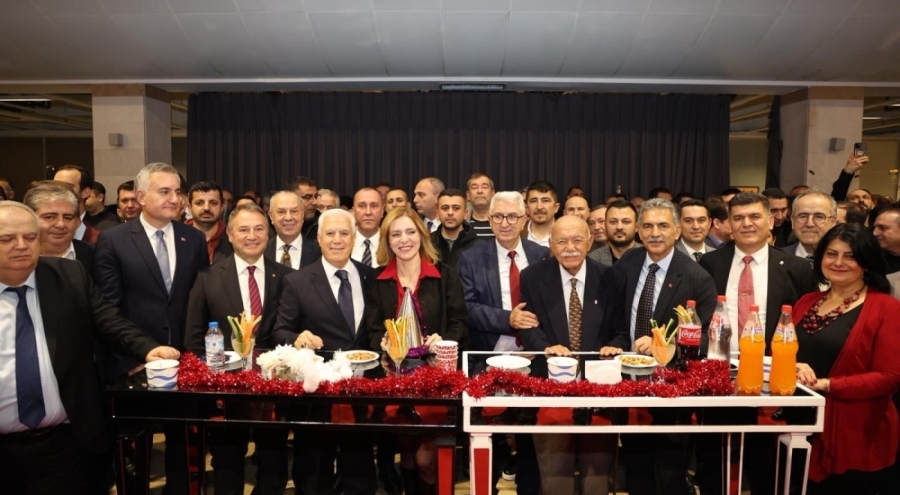 Büyükşehir ailesi yeni yılı birlikte kutladı