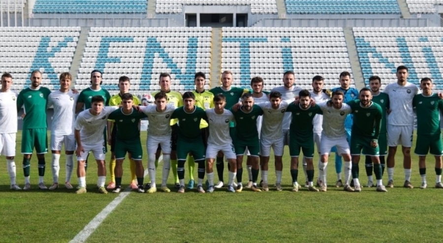 Bursa'da Bursaspor antrenman maçını 3-0 kazandı