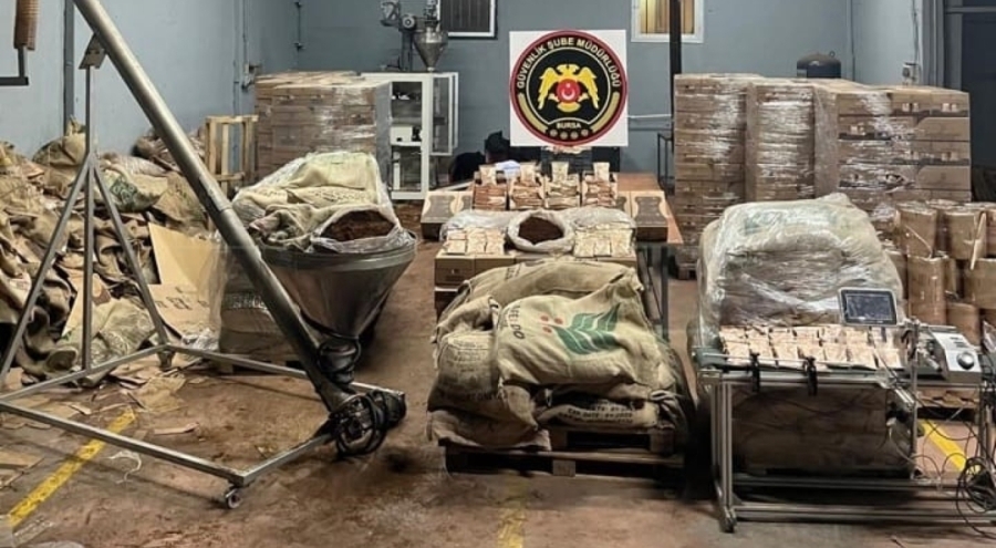 Bursa'da sahte kahve operasyonu: tonlarca ürün ele geçirildi, 5 gözaltı