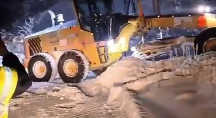 Bursa'da yayla yolunda mahsur kalan 6 kişi kurtarıldı