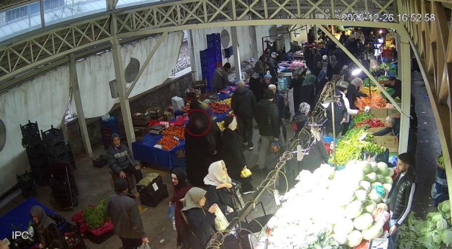 Bursa'da pazarda telefon hırsızlığı: şüpheli yakalanıp tutuklandı