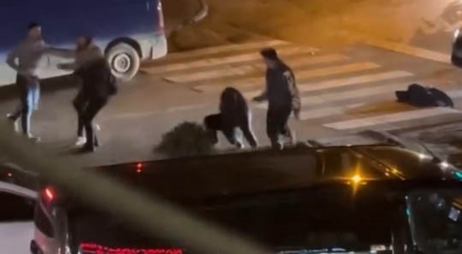 Bursa'da trafikte kavga, çocuk yola savruldu