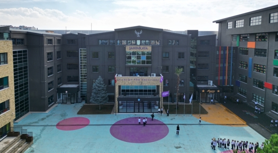 Şahinkaya'dan başarılı öğrencilere BURS imkanı. Bursluluk Sınavı 10 Ocak'ta