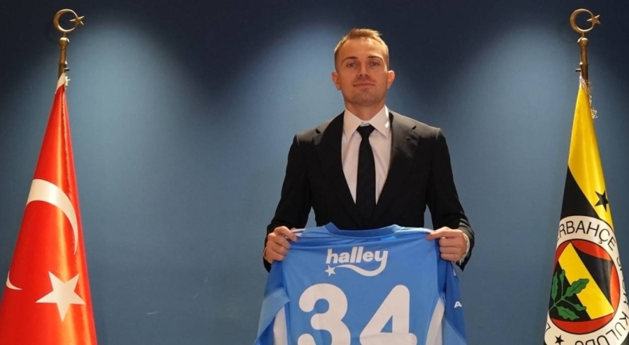 Mert Günok yuvaya döndü