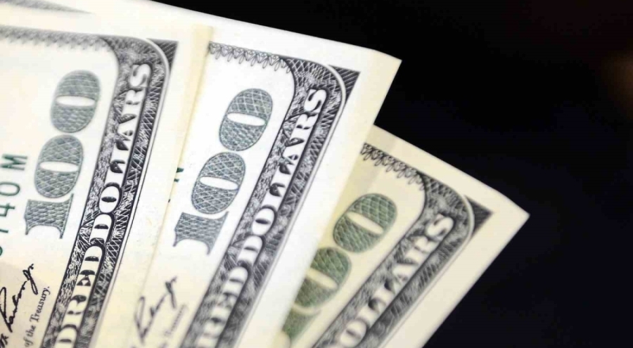 Dolar ve euro güne yükselişle başladı