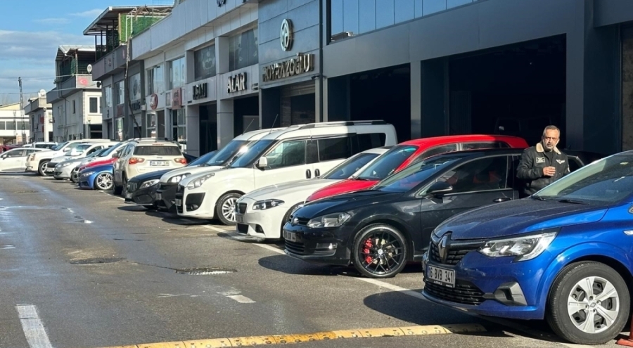 Altın yükseldi, galeriler durdu