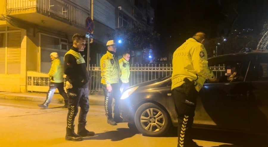 Bursa'da "Eşim gelmeden inmem" dedi, 1.45 promil çıktı