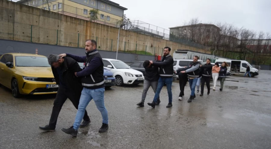 "Sazan Sarmalı" operasyonu: 3,5 milyarlık dolandırıcılık çetesi çökertildi