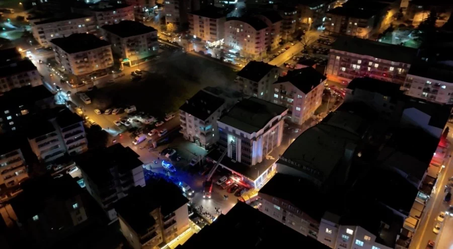 Bursa'da otelde yangın: 7 kişi dumandan etkilendi