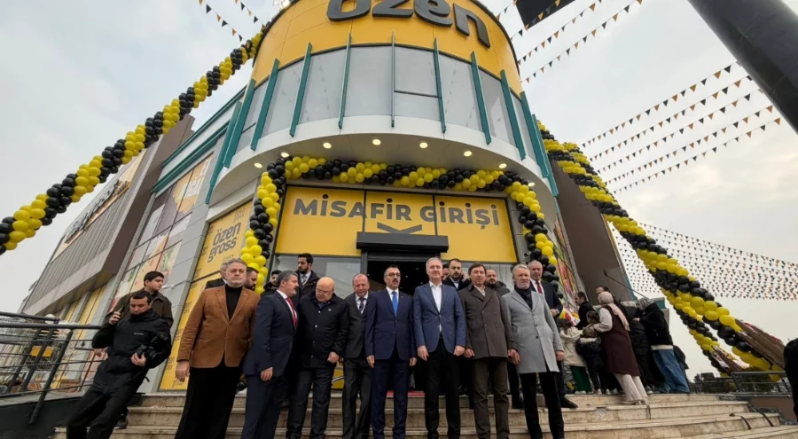 Özen Gross İnegöl'de kapılarını açtı!