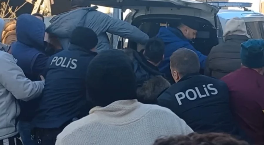 Cezaevinden kaçan mahkum ev basınca mahalle karıştı