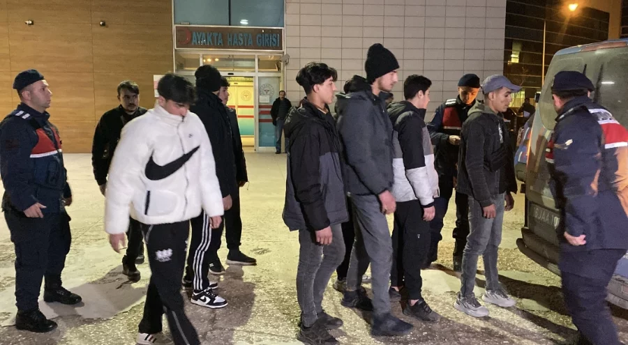 Bursa'da jandarmadan kaçak göçmen operasyonu