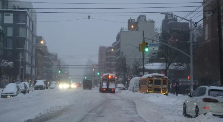 ABD'de kar fırtınası hayatı durdurdu: 13 bin uçuş iptal, 953 bin kişi elektriksiz