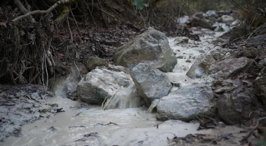 Kirazlıyayla'da binlerce ton kimyasal atık doğaya karıştı