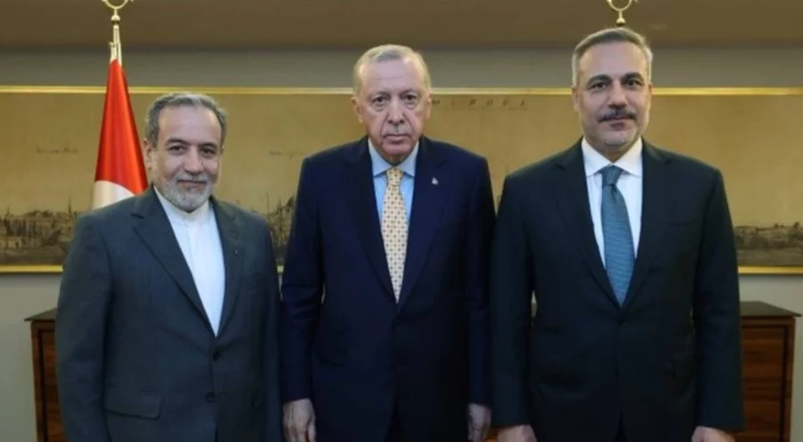 Erdoğan, İran Dışişleri Bakanı Erakçi'yi kabul etti