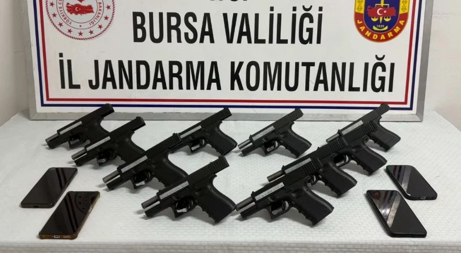 Bursa'da ruhsatsız silah ticaretine darbe: 4 tutuklama