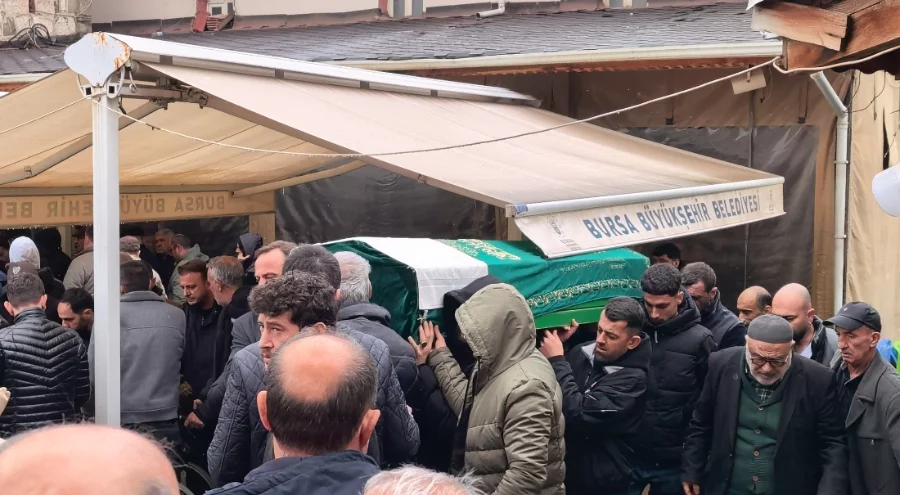 Bursa'da damat dehşeti: Ahmet Kalkancı toprağa verildi