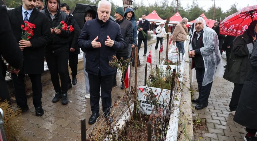 Başkan Mustafa Bozbey'den deprem bölgesine ziyaret