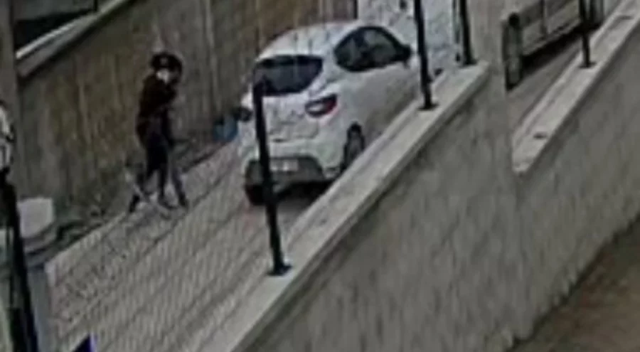 Bursa'da kaza sonrası sürücüler birbirine girdi