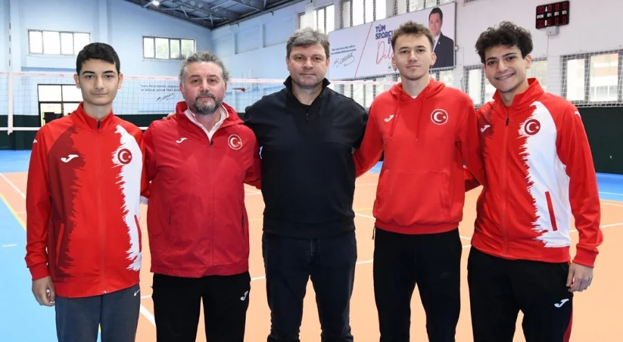 Ertuğrul Sağlam'dan genç sporculara ilham veren ziyaret