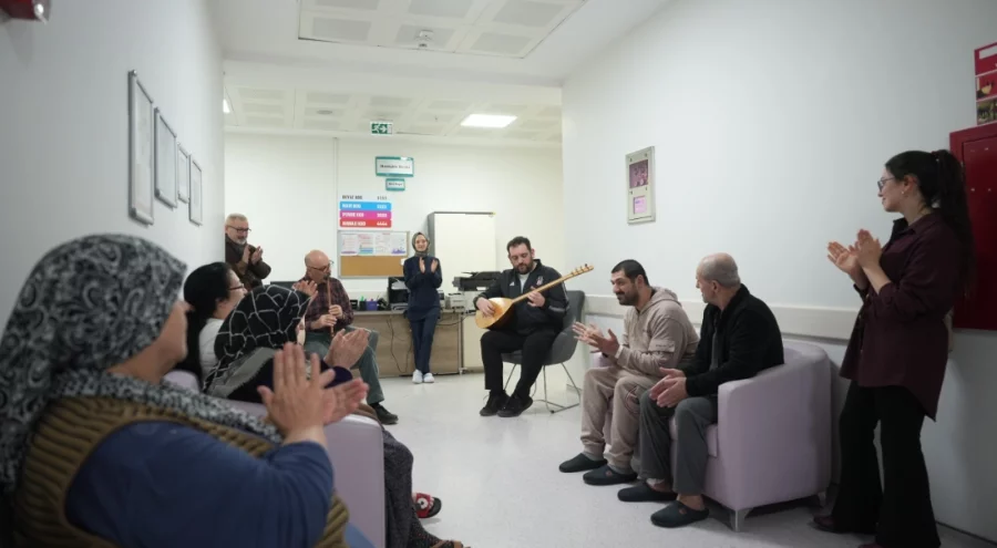 Yenişehir'de Müziğin İyileştiricigücü: Hastalara Moral Konseri