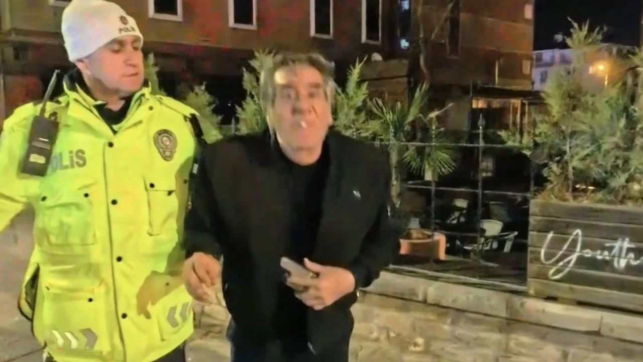 4 kat alkollü yakalandı, polisin yanında içmeye devam etti