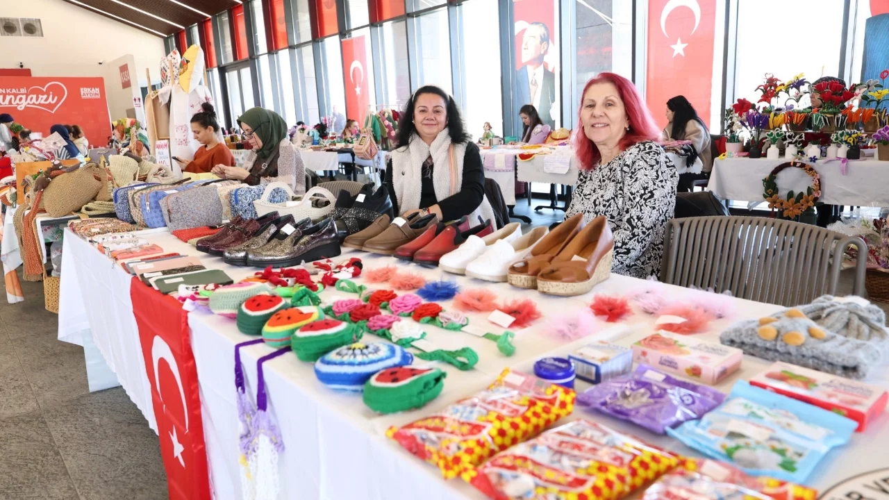 Girişimci kadınları bir araya getiren sokak