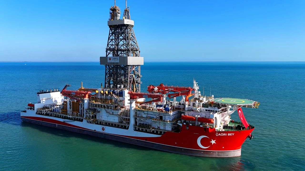 Erdoğan'dan Sondaj Gemisi Ekibine Mesaj: Müjdeli Haber Bekliyoruz