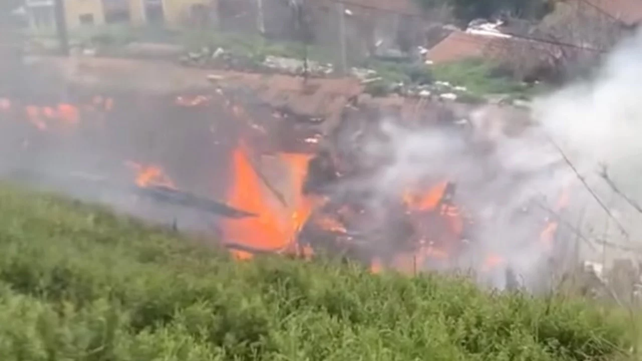 Bursa'da Ev Alevlere Teslim Oldu