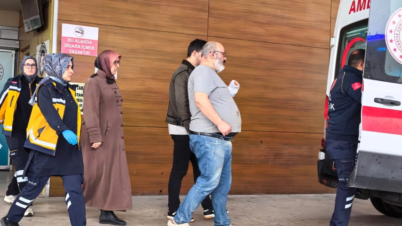 Bursa'da Fabrikada Korkunç Kaza: Elini Makineye Kaptırdı