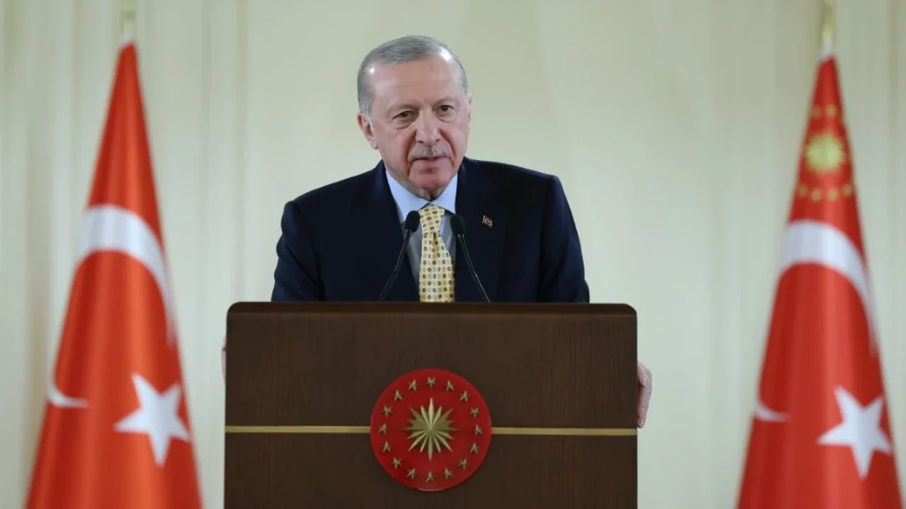 Erdoğan'dan net mesaj: "Tehdidi kaynağında vuruyoruz"