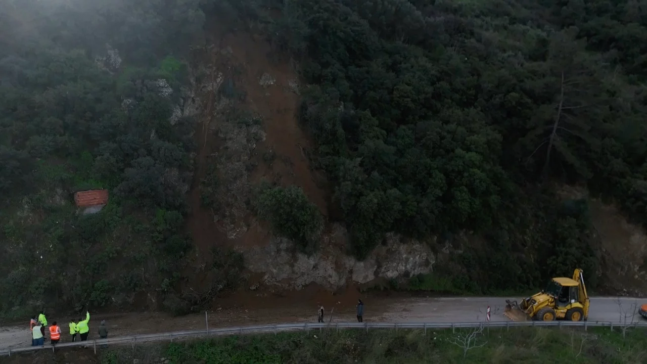 Bursa'da heyelan bölgesi temizlendi