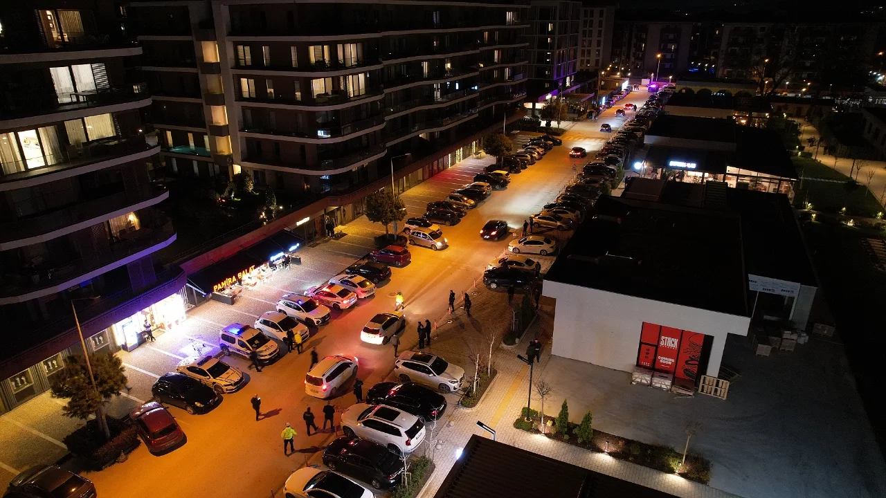 Bursa'da lüks semtte 'piyasa' operasyonu: 254 araca ceza