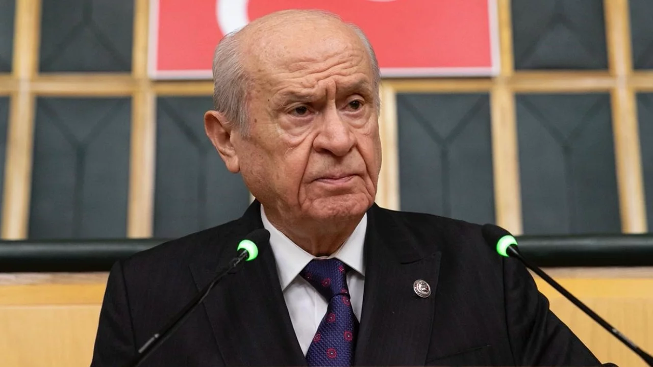 Bahçeli'den sert mesajlar: "MEB'in Ramazan genelgesini sonuna kadar destekliyorum"