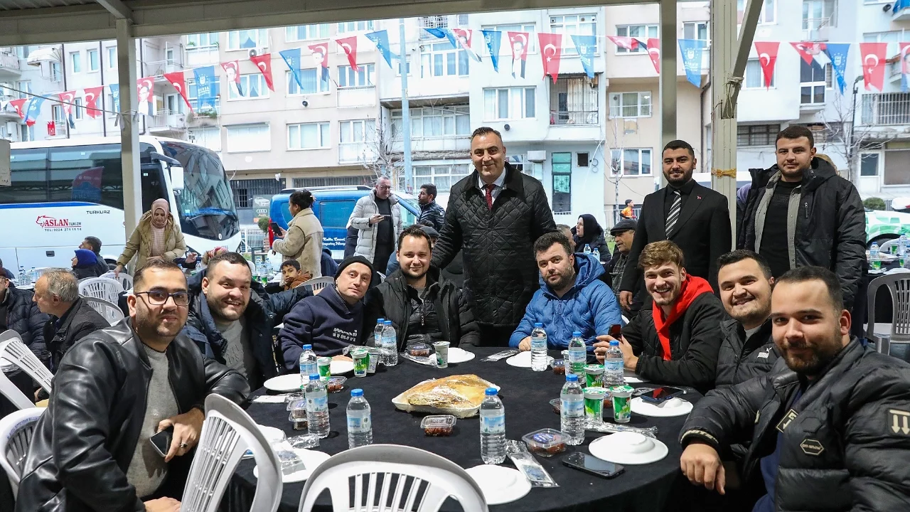 Bereket sofrası Yıldırım'da kuruldu