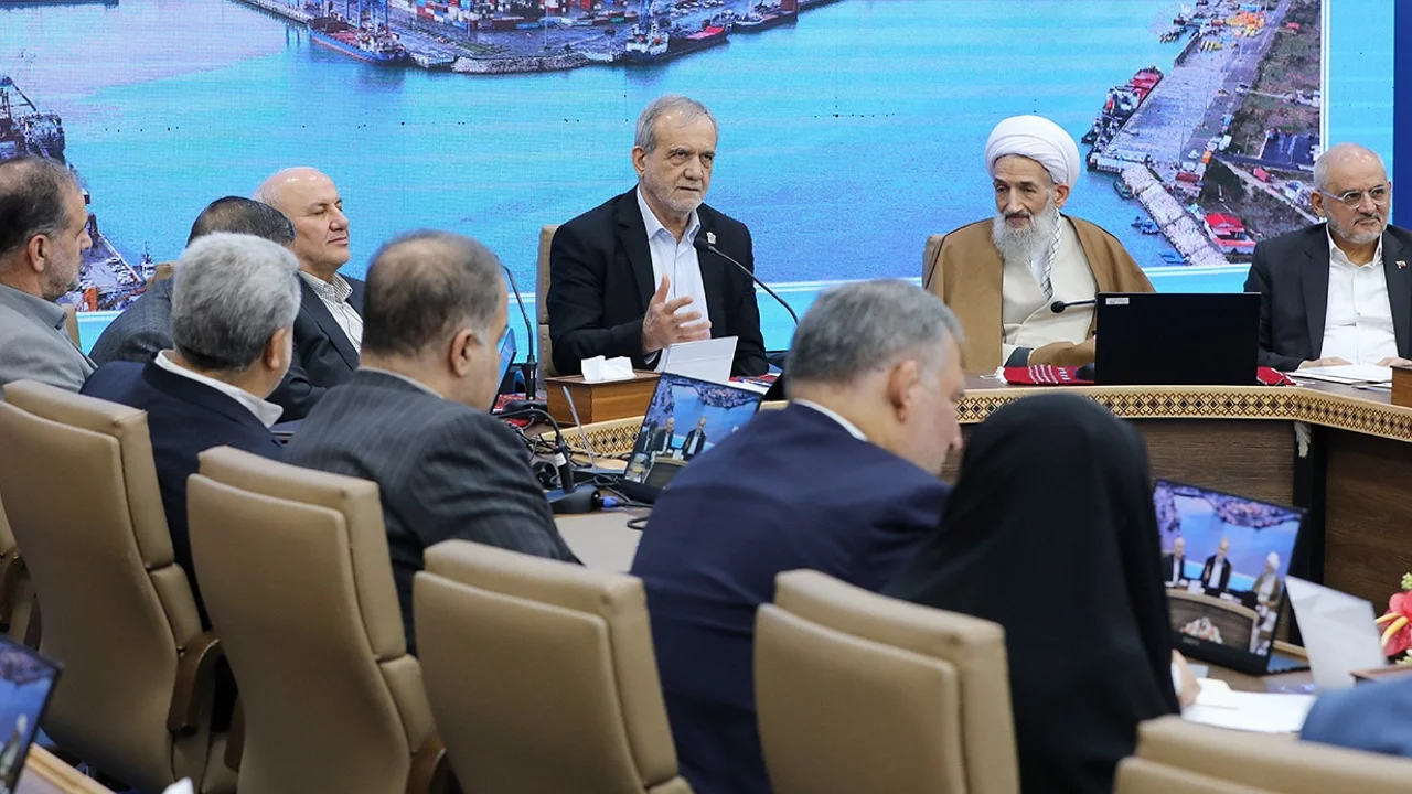 İran'dan nükleer mesaj: "Silah peşinde değiliz"