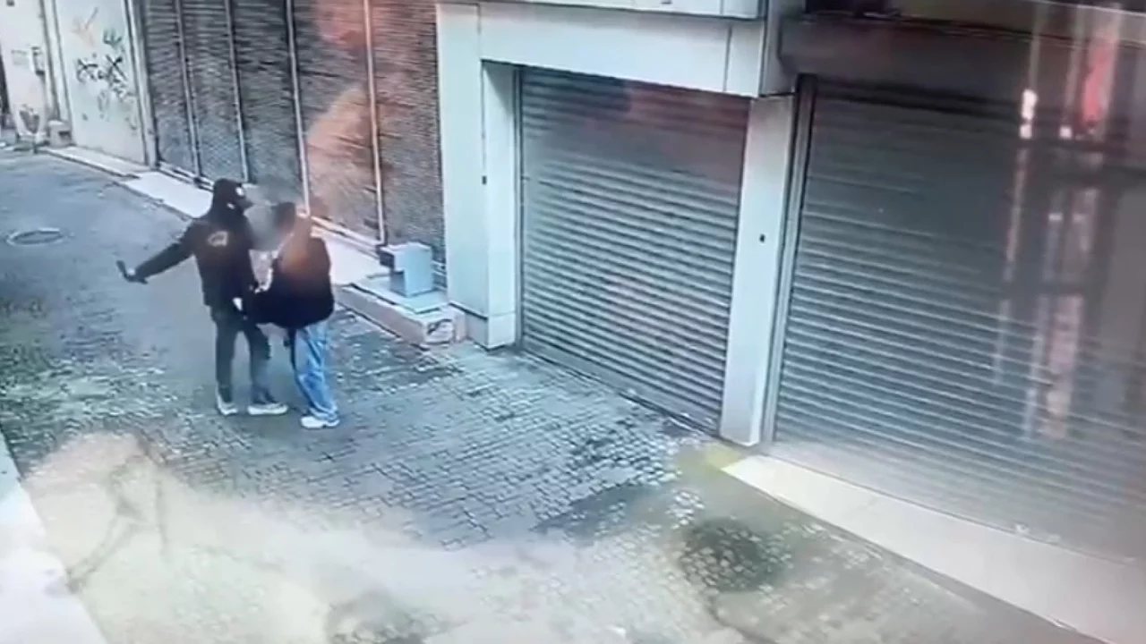 Bursa'da Tornavidalı Gaspçı Kamerada: Yakalanıp Tutuklandı