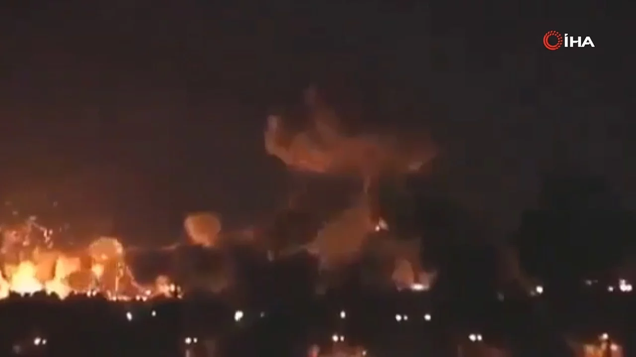 Pakistan'dan Taliban'a Savaş İlanı: Bölge Alev Alev