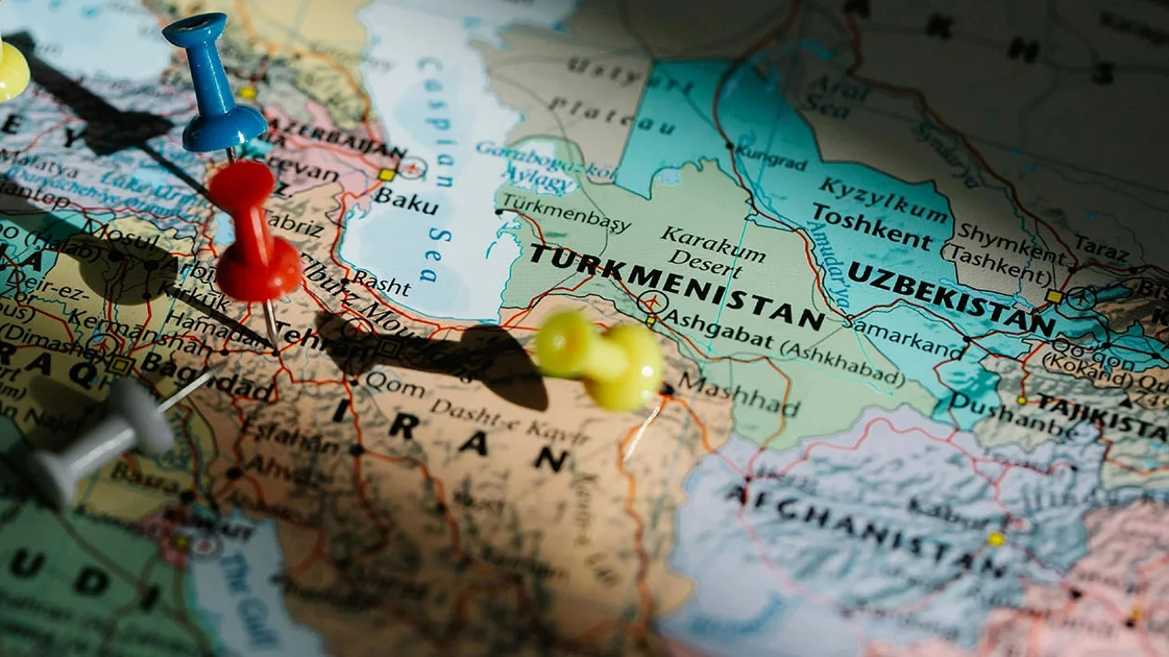 İran'dan IKBY'de Kürt Gruplara Füze Saldırısı