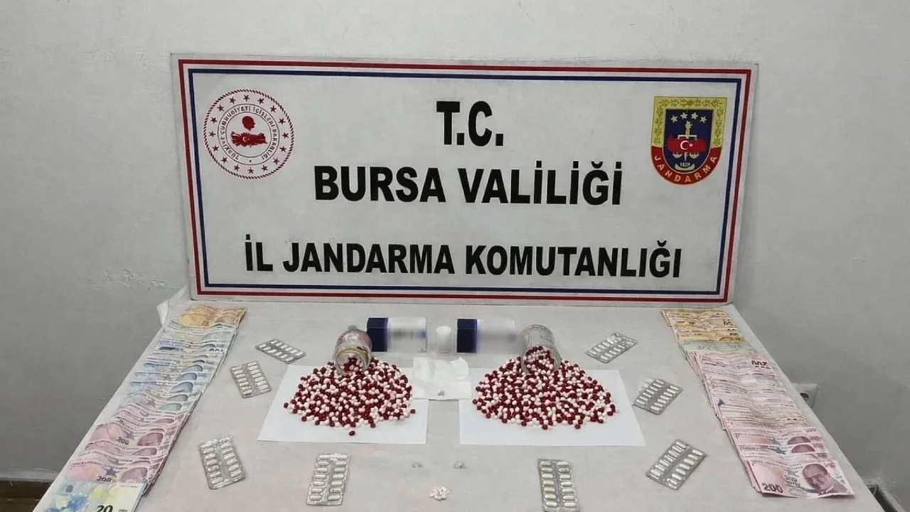 Bursa'da Uyuşturucu Operasyonu: Bin 39 Hap Ele Geçirildi