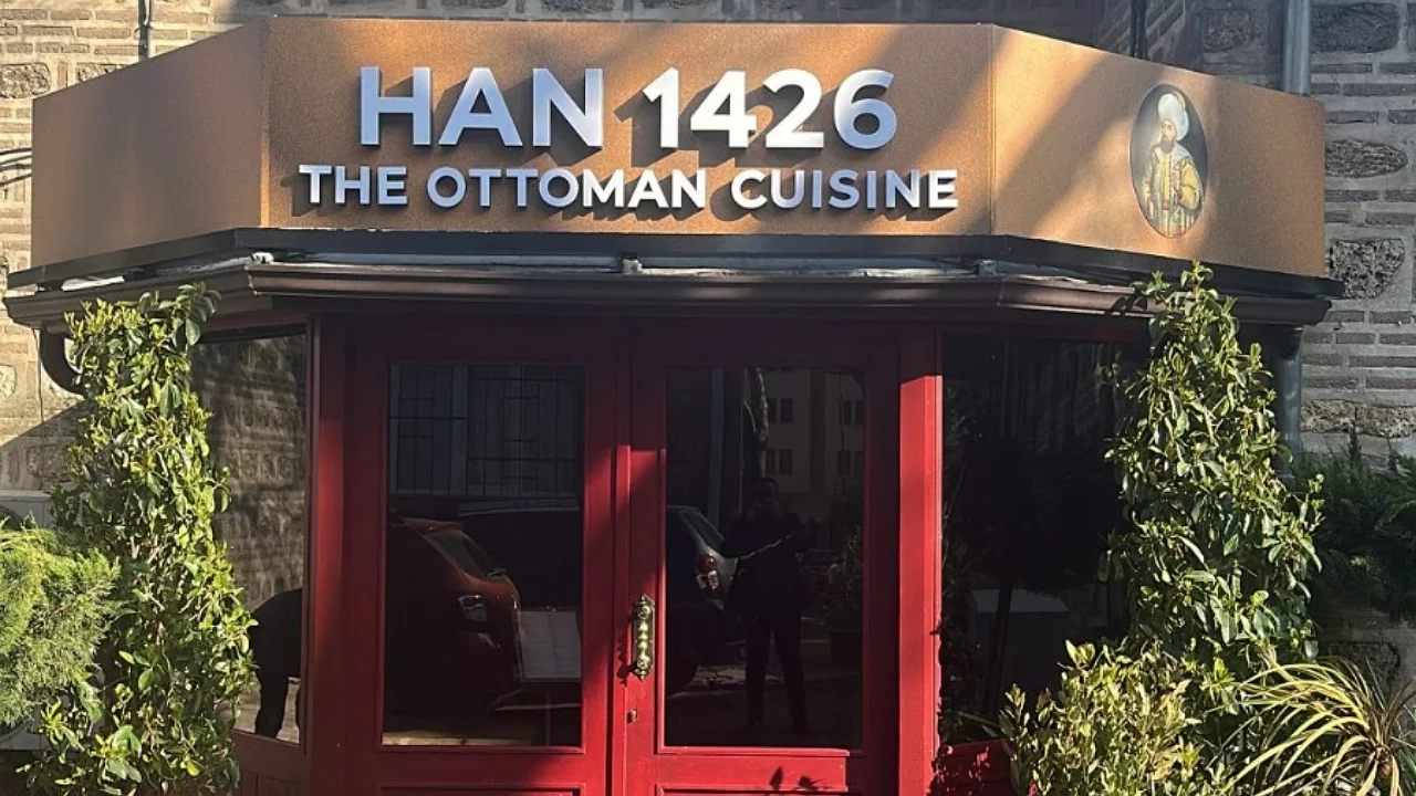 Bursa'da Osmanlı mutfağı deneyimi: Han 1426 ziyaretçilerini tarihle buluşturuyor