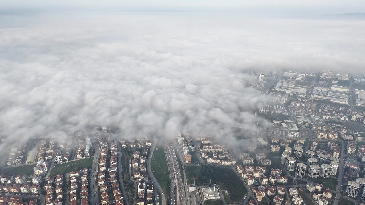 Bursa'da Sis Manzarası Dronla Görüntülendi
