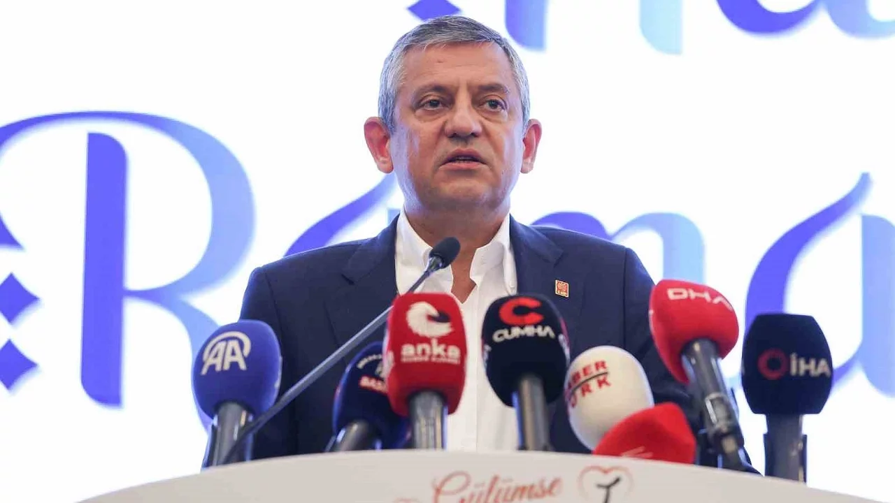 Özgür Özel'den İran Saldırılarına Tepki